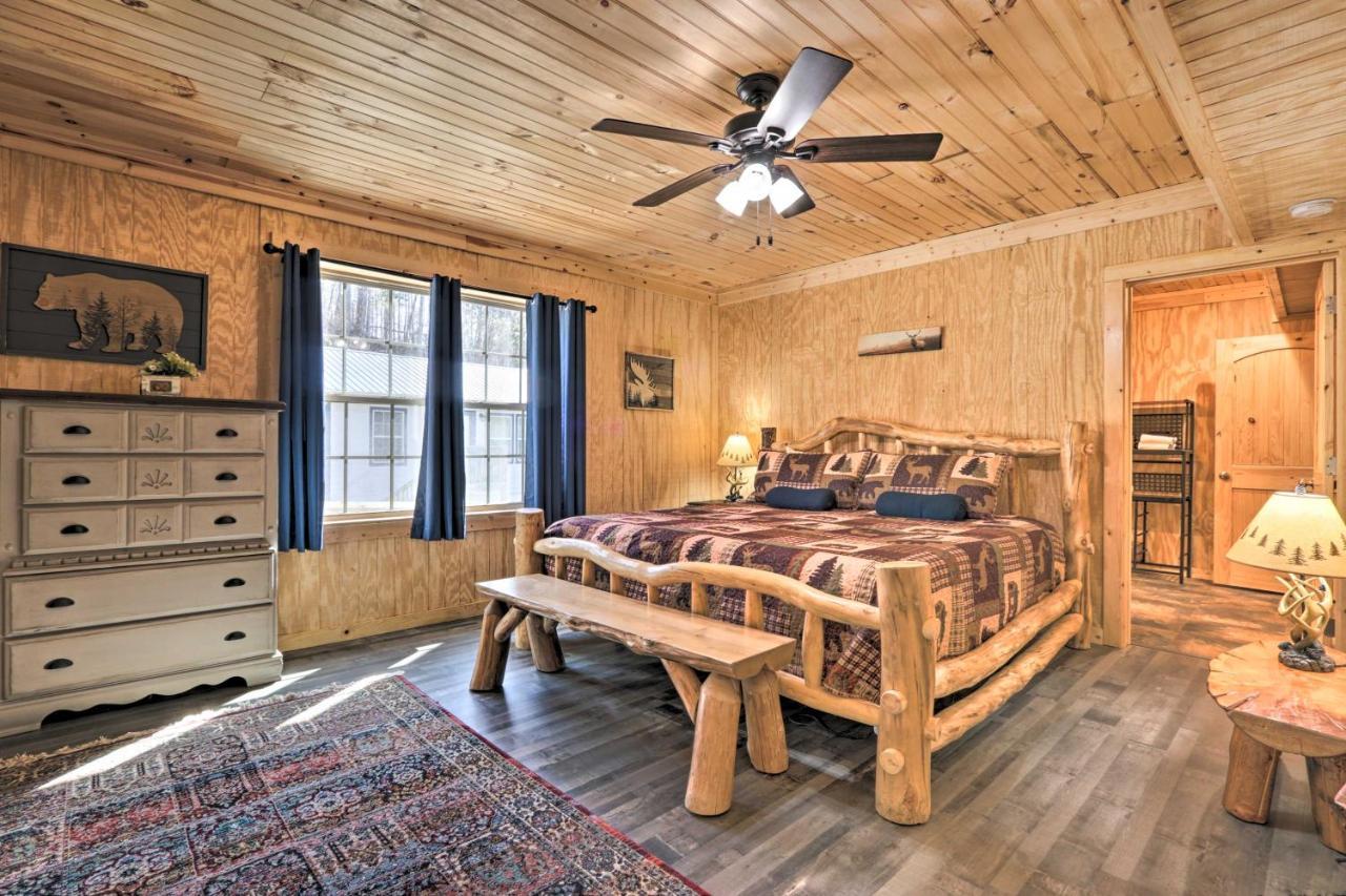 Gatlinburg Cabin With Loft And Game Room 1 Mi To Town Luaran gambar
